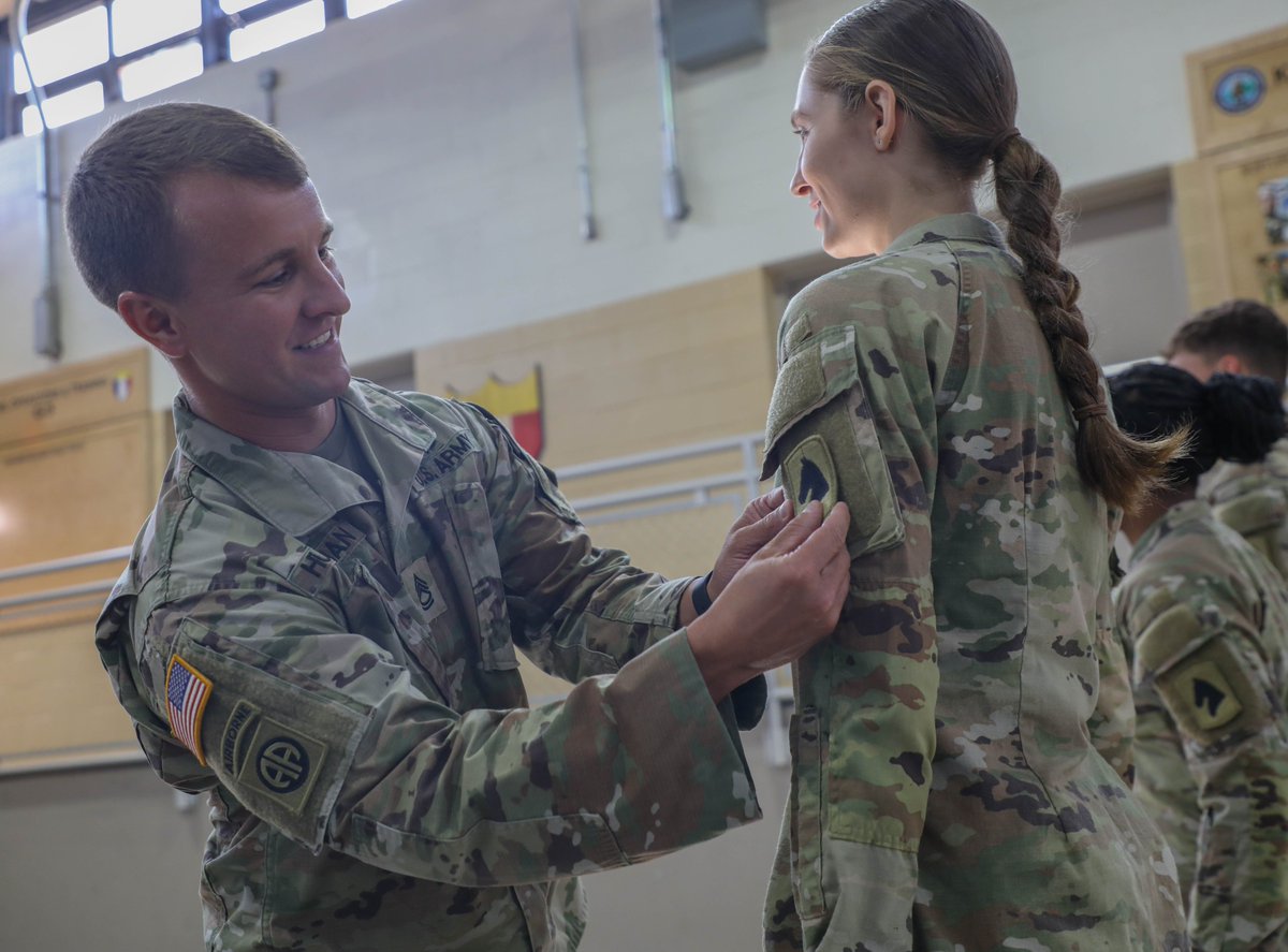 kentuckyguard's tweet photo. TODAY: Soldiers gathered for their patching ceremony at the Wellman Armory on Boone National Guard Center in Frankfort.
#welcome #firstformation https://t.co/5M4Izz2dOb