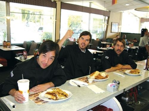 numetal_moment's tweet photo. Hoobastank debuts the 'Hooburrito' as apart of Denny's 'Rockstar Favorites' menu (2009) https://t.co/X55clxKJVI