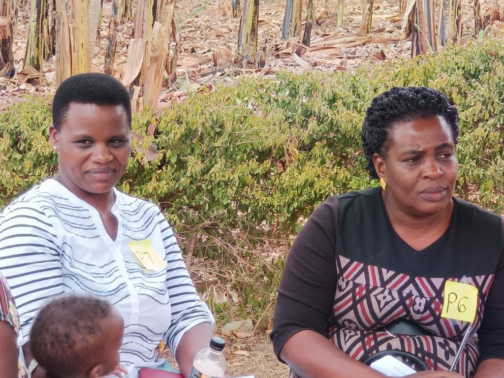 At_The_EQUATOR's tweet photo. The #LanguageMatters study team at @IDIMakerere today interacted with an all women group in Kakiika division, Mbarara city to find out the most preferred and respectful words in #Runyankore to be used in research communication. #AtTheEquatorUG https://t.co/Na4p9mmcAL