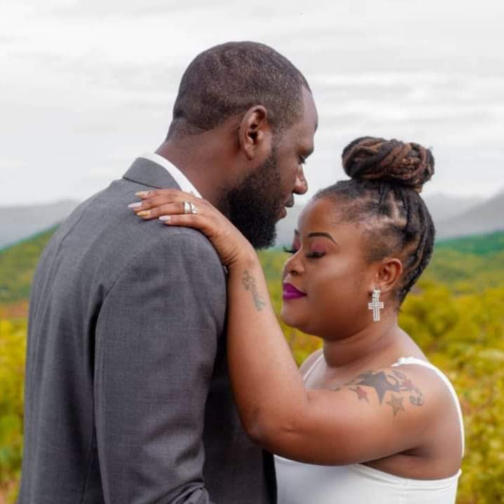 Gold and private jets is nothing when I'm shinning with you