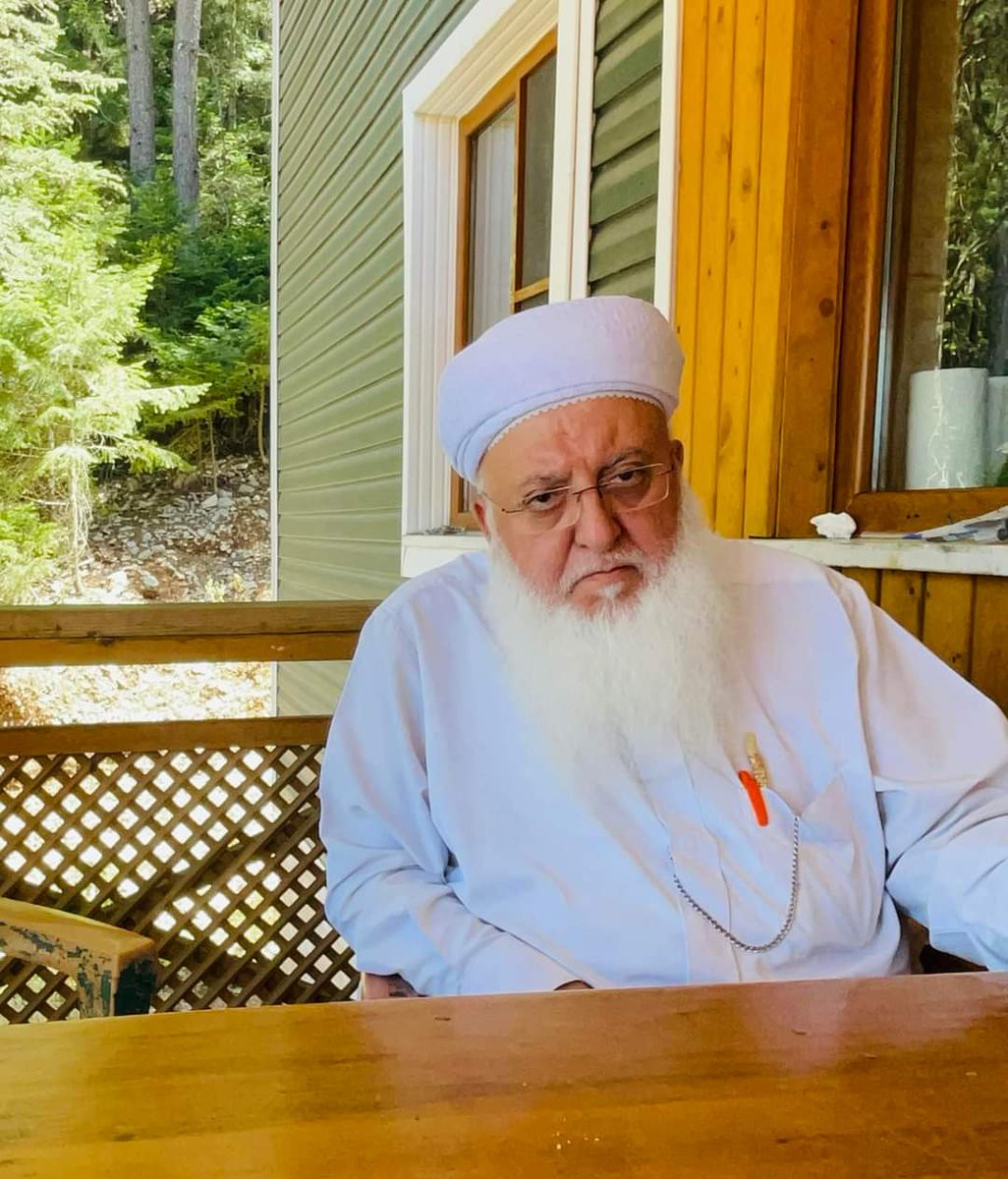 “ Helal ve haram demeden, malı çoğaltmanın derdinde olan, ömrünün kısaldığının gafletinde, nasıl hesap vereceğinin telaşını hiç taşımıyor.” 

Üstad Şeyh Abdullah Taylan Elfaruki k.s.