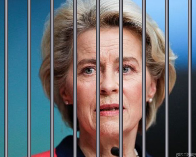 douchink's tweet photo. @CalliFanciulla #dissolutionUE 🇪🇺 qui nous mène vers la misère, la guerre & le contrôle
#BillGatesPrison un homme très très dangereux
#MacronUsurpateurDEHORS avec toute sa clique #collabos
#MacronDestitution #MacronDemission
#StopTotalitarisme #GlobalistesDEHORS https://t.co/M79iG7GNx3