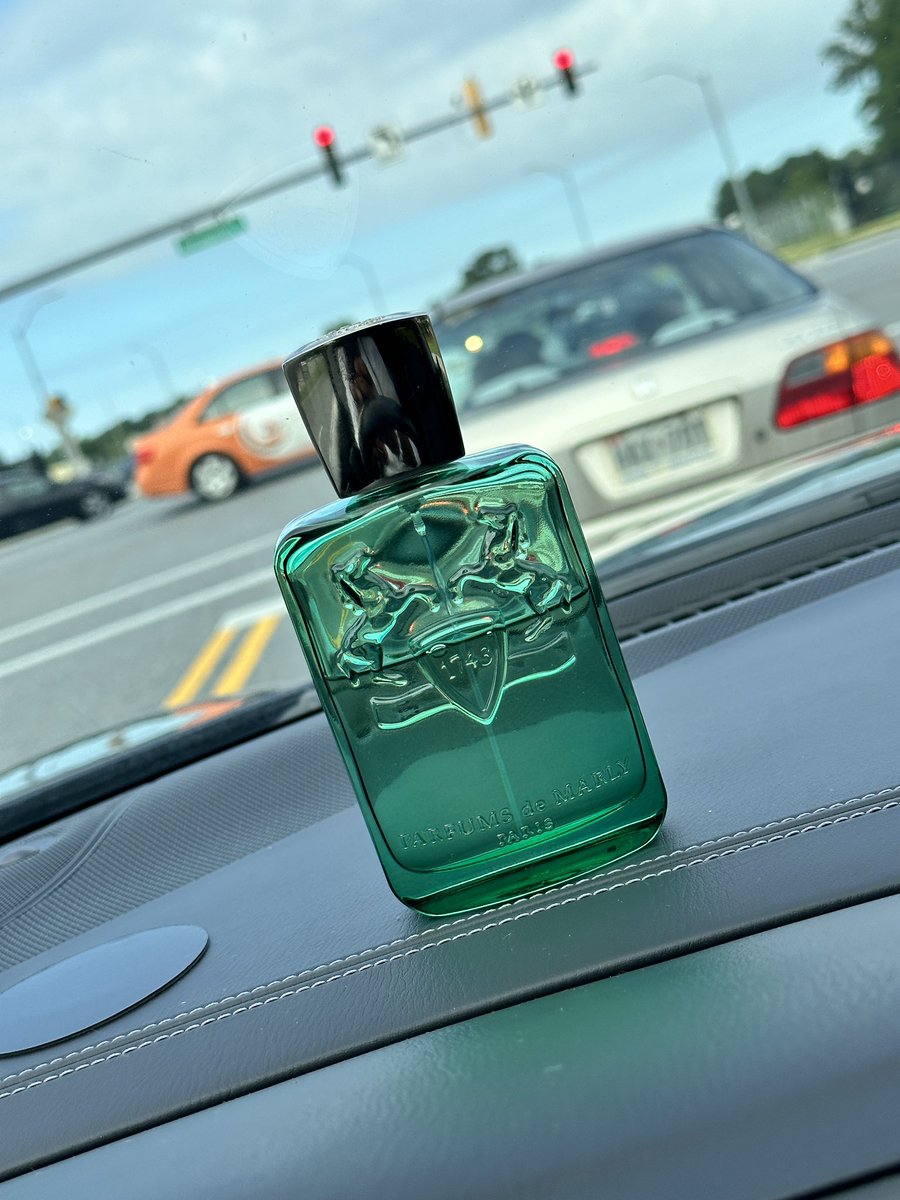 Reuel_Williams's tweet photo. Scent of the day…
#SOTD
#Greenley #ParfumsDeMarley https://t.co/XDe3juvqjo