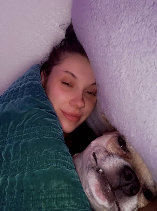 😂😂😂😂😂😂😂 Scrappy&rsquo;s face is killing me &hellip;&hellip;&hellip;.. good morning https://t.co/tXZ3xYwfAZ