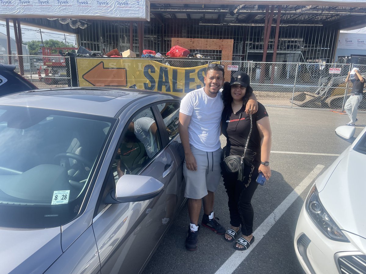 Rev up the excitement and congratulate them on their shiny new wheels! 🚗✨💨 
.
.
.
#MaxonAutoGroup #YesMaxon #HappyCustomer #NewCustomer #CustomerPhotos #customerappreciation #congratulations #newcarvibes #brandnewrides #carlove #freshwheels #newcarfeeling #newridealert