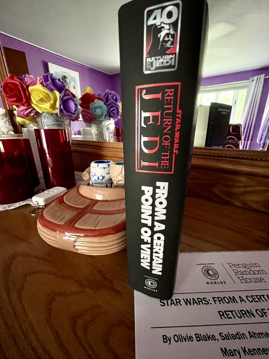 TarkinsTopShelf's tweet photo. It’s here!!!
40 Stories Celebrating 40 Years Of Star Wars: Return Of The Jedi: From A Certain Point Of View
Thanks to all the kind humans over at @DelReyStarWars and @starwars for gifting us with stories like these✨ #StarWars #ReturnOfTheJedi #FromACertainPOV https://t.co/OD7XlmSThX
