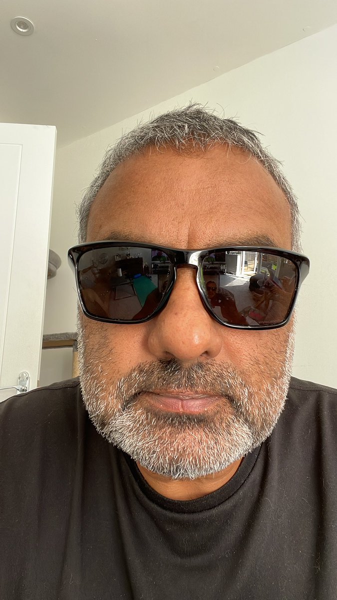 asdhaliwal's tweet image. Time for some new eyes 👀 
#lensreplacement
#nomoreglasses