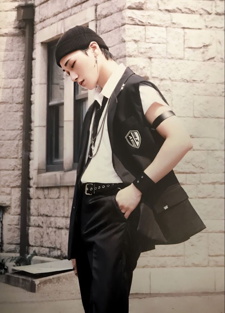 OFCKBAD's tweet photo. ⠀

⠀  ᅟᅟᅟᅟᅟ⠀  ⸻ 𝐵𝑎𝑐𝑘𝑡𝑟𝑎𝑐𝑘𝑖𝑛𝑔 𝑜𝑛 𝑡ℎ𝑒𝑠𝑒 𝑓𝑒𝑤 𝑦𝑒𝑎𝑟𝑠. 𝑇𝑟𝑦𝑖𝑛𝑔 𝑡𝑜 𝑓𝑖𝑔𝑢𝑟𝑒 𝑜𝑢𝑡 𝑤ℎ𝑎𝑡 𝐼 𝑑𝑜 𝑡𝑜 𝑚𝑎𝑘𝑒 𝑖𝑡 𝑔𝑜 𝑏𝑎𝑑.  ⠀ㅤ  ⠀ㅤ

⠀ https://t.co/aDfiZWH3BB