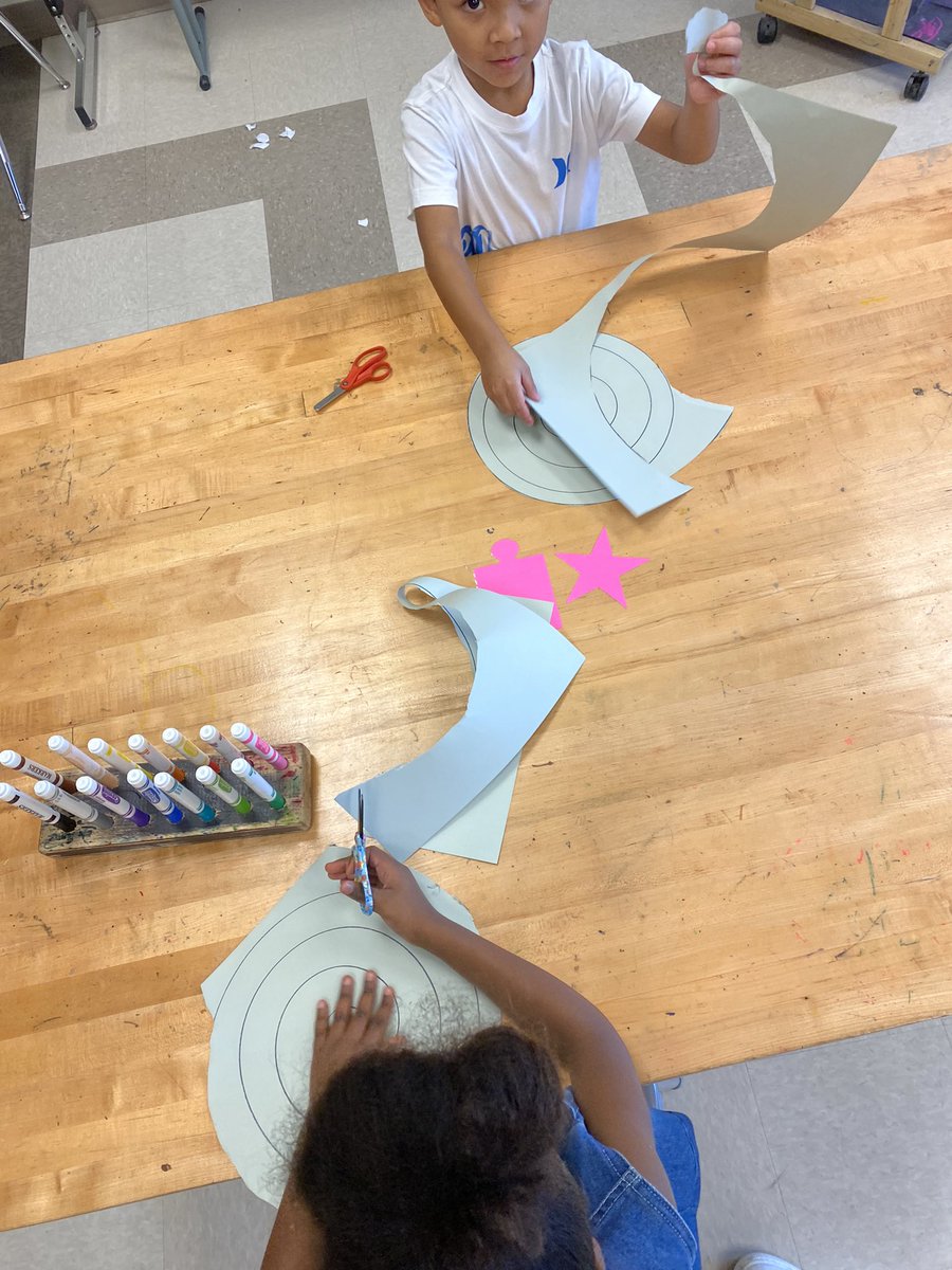 Practicing our safe scissor skills… a success!! ✂️ <a href="/ApacheIS512/">ApacheIS SMSD</a>