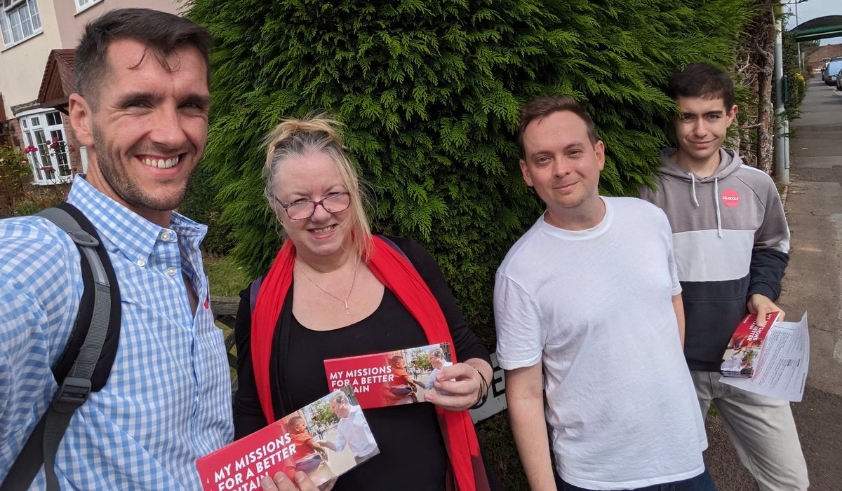 Great to be out today for our first ever canvass in Bishop's Lydeard in rural Somerset! Some positive conversations with voters on how Labour is the real alternative in the new Tiverton and Minehead constituency. Let's get to work 🫡 <a href="/SomersetLabour_/">Somerset Labour Party 🌹🏳️‍🌈🏳️‍⚧️🇺🇦</a> 🌹#labourdoorstep