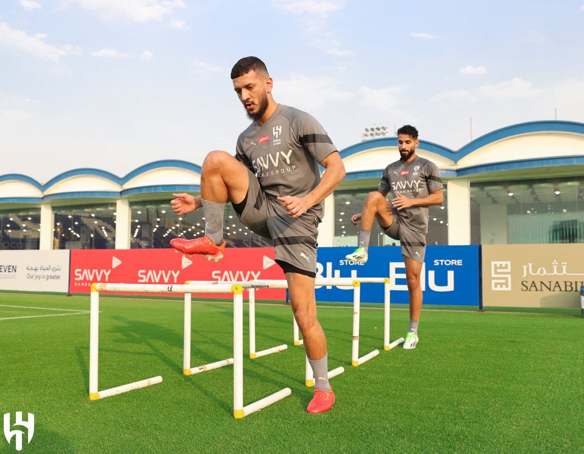 Alhilal_FC's tweet photo. 📸 موعـدنا.. مسـاء السبت 🤩💙

#الهلال https://t.co/dYabz68wuK