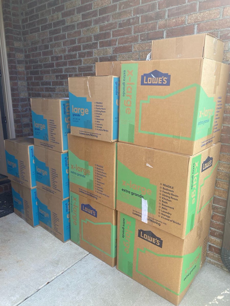 FieldsOfProfit tweet media