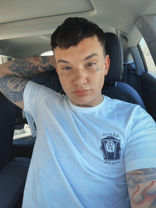 My onlyfans is on sale and I&rsquo;m about to drop a bunch of 🔥 new content 🥵 Join me now! https://t.co/3HecpAiOFE