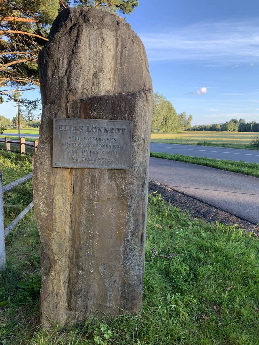 Olen ollut parin viikon aikana palavereissa, joissa sanat taide, kulttuuriohjelma, alueen kulttuuri, historia, vapaan kentän taiteilijat, tapahtumat, matkailu, strategia nousevat esille! Sanoilla on merkitystä-ne ohjaavat arjen toimintaamme 👏🌱🌟<a href="/Kainuunliitto/">Kainuun liitto</a>  <a href="/Kajaanikaupunki/">Kajaanin kaupunki</a>