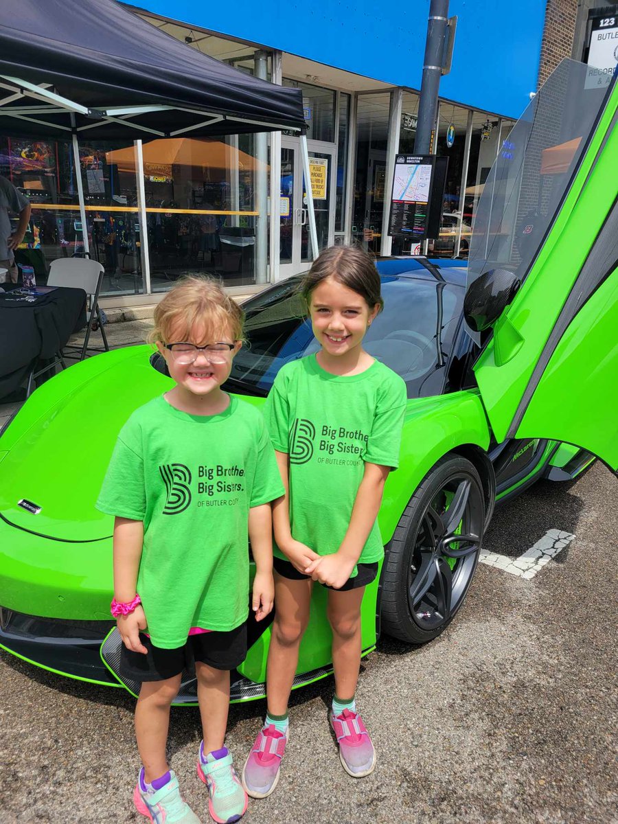 BBBSButlerCo's tweet image. We were honored to be the chosen #nonprofit at Hamilton Octane Fest by @PinballGarage last weekend. It was a blast seeing all the amazing cars and live bands. This green beauty even matched our #BBBS tees! #hamiltonohio