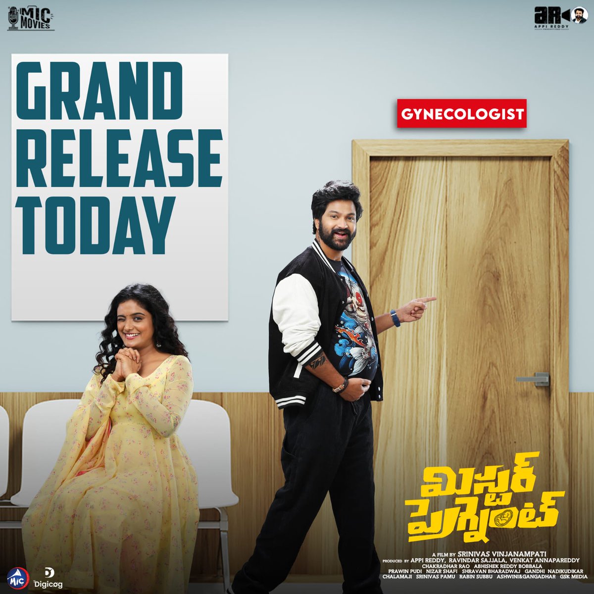 Suresh PRO (@sureshpro_) on Twitter photo #MrPregnant is an emotional rollercoaster.Discusses a unique point. Thanks to <a href="/Mic_Movies/">Mic Movies</a> for backing such a different subject. Dir Srinivas handled it convincingly. Actor #Sohel has delivered an excellent performance. Heroine Roopa shines.
Go and Watch.👍 #MrPregnant is an emotional rollercoaster.Discusses a unique point. Thanks to <a href="/Mic_Movies/">Mic Movies</a> for backing such a different subject. Dir Srinivas handled it convincingly. Actor #Sohel has delivered an excellent performance. Heroine Roopa shines.
Go and Watch.👍