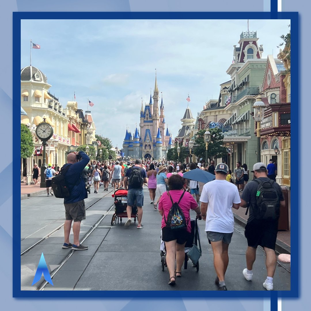 DiamondAdvanEdg's tweet photo. Our CEO took his family to Disney World this past week! Who doesn't love the happiest place on earth! ๐คฉ๐๐ #disneyland #family #diamondadvanedge #welove https://t.co/8KmgFWtfQ5
