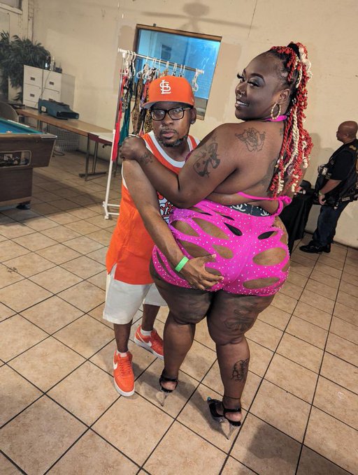 These are  Literally the only pics I took in Memphis at the QOD event!! @polobearbrooks https://t.co