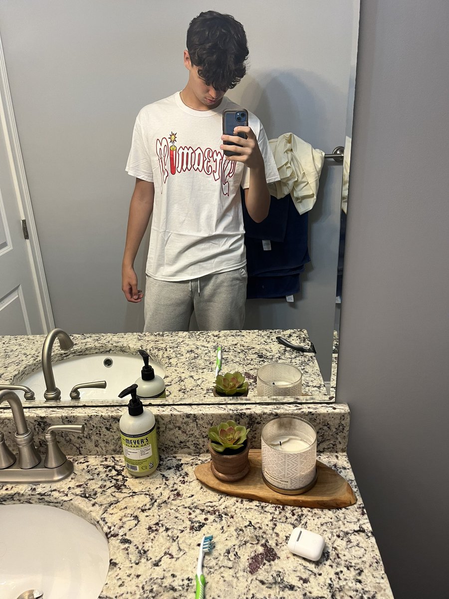 RankCorey's tweet image. had to buy @DR3AMINClothing @Clix