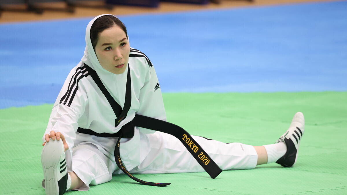 À un peu plus d’un an des Jeux paralympiques, l’athlète afghane Zakia Khudadadi a remporté la médaille d’Or aux Championnats d’Europe de para-taekwondo. Réfugiée en France, elle espère combattre sous les couleurs tricolores lors de #Paris2024 ➡️ l.leparisien.fr/aRwG