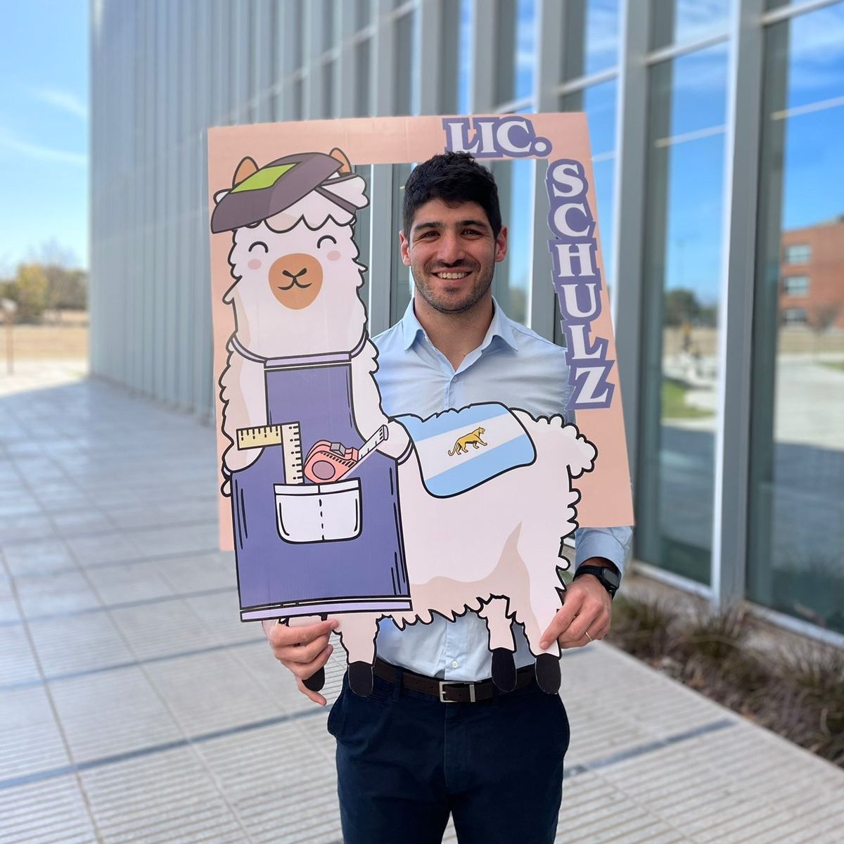 ¡Felicitaciones, 𝗟𝗶𝗰𝗲𝗻𝗰𝗶𝗮𝗱𝗼𝘀! 🎉

<a href="/alvarezsanti/">Alvarez Santiago</a> y <a href="/SchulzGerman/">german schulz</a> se recibieron de Licenciados en Administración de Empresas en <a href="/LaSiglo21/">Universidad Siglo 21</a>. ¡Ejemplo adentro y fuera de la cancha! 👏🏻

#SeVenComoNunca