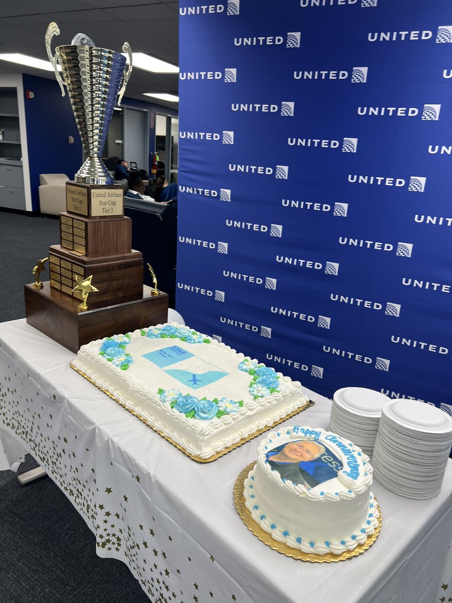David Terry (@dtpilot19) on Twitter photo Team CLE knocked it out of the park in the 2nd quarter for our STAR performance and today we celebrated. Congrats on the win and a special Happy United Anniversary to <a href="/BrianFKennedy/">Brian F. Kennedy</a>! <a href="/LouFarinaccio/">Lou Farinaccio</a> <a href="/DJKinzelman/">David</a> <a href="/Dmonte70887/">David Montemarano</a> Team CLE knocked it out of the park in the 2nd quarter for our STAR performance and today we celebrated. Congrats on the win and a special Happy United Anniversary to <a href="/BrianFKennedy/">Brian F. Kennedy</a>! <a href="/LouFarinaccio/">Lou Farinaccio</a> <a href="/DJKinzelman/">David</a> <a href="/Dmonte70887/">David Montemarano</a>