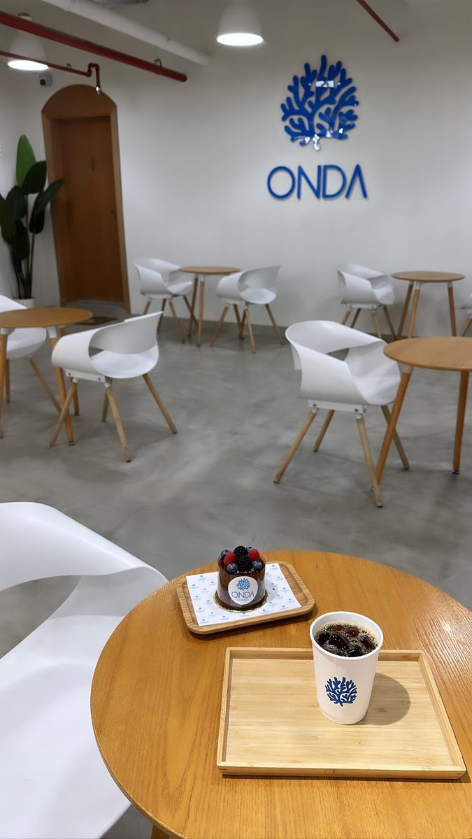 كوفيهات الرياض والخرج. tweet media