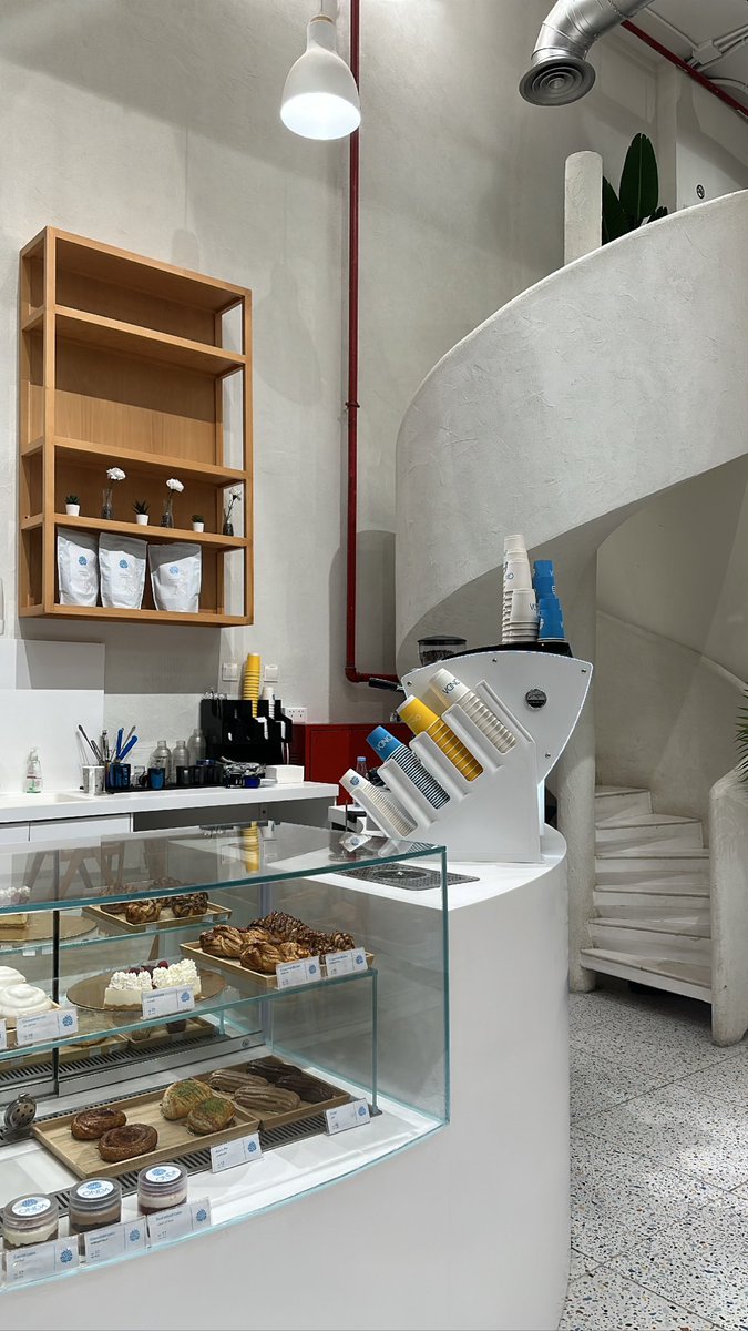 كوفيهات الرياض والخرج. tweet media