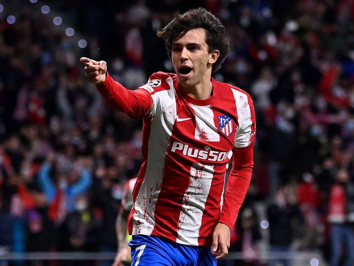 BarcaTimes's tweet photo. 🚨💣 | BREAKING: Barcelona and Atlético Madrid are in ADVANCED negotiations for Jõao Felix in the form of a loan. The loan fee would be around €7M - €8M. [@DiMarzio] #fcblive 🇵🇹 https://t.co/IeVpCnT38U
