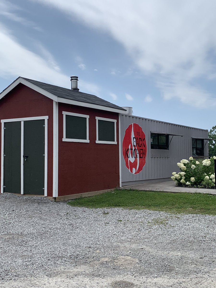 Pretty cool to see my tobacco harvest dinners research included in the new menu at the Back Kitchen Patio at #BurningKilnWinery <a href="/NorfolkCountyCA/">Norfolk County</a> <a href="/Bu_15759570358/">Burning Kiln Winery</a> <a href="/NorfolkTour/">Norfolk County Tourism ❄️</a> <a href="/RobMillerAg/">Rob Miller</a>