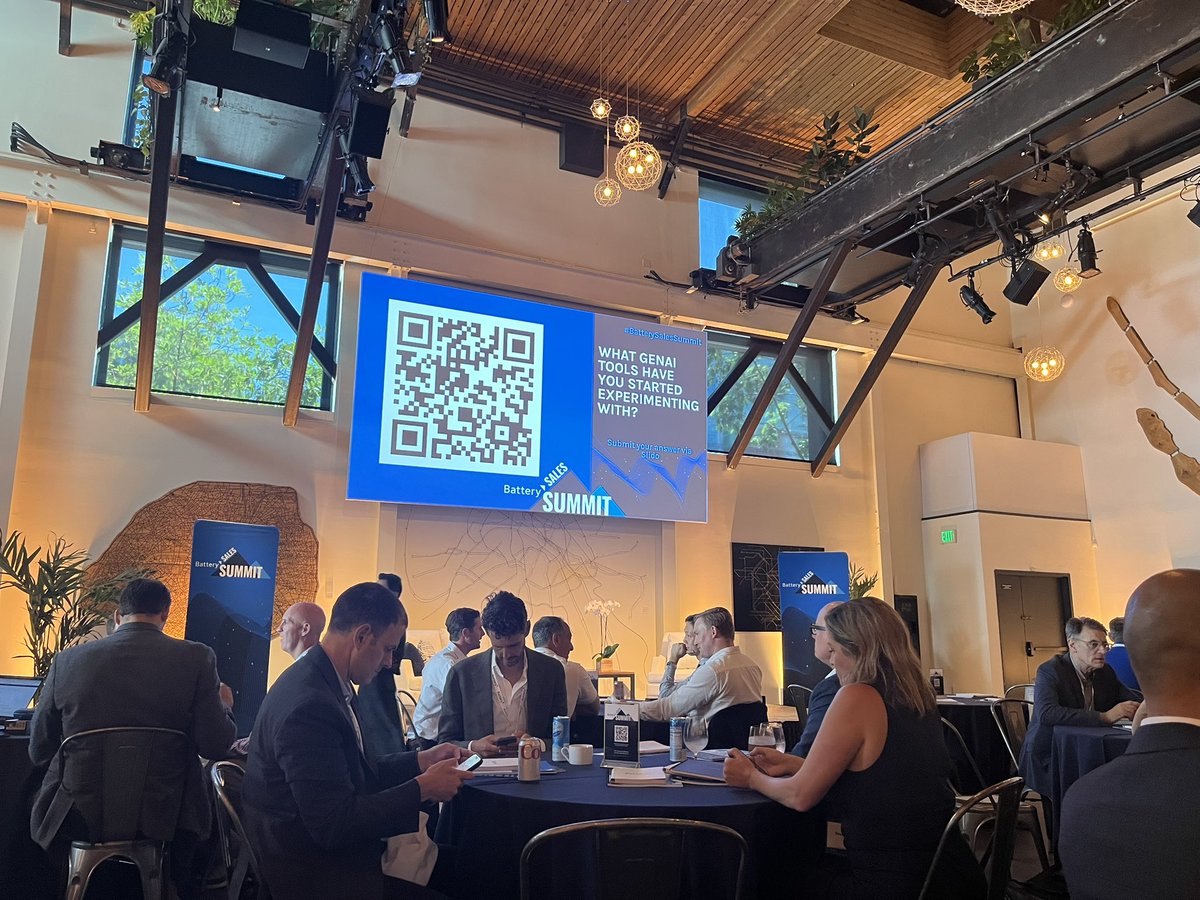 meganeoleary's tweet photo. excited to be at the #BatterySalesSummit today in San Francisco! https://t.co/ATjD22B9lW