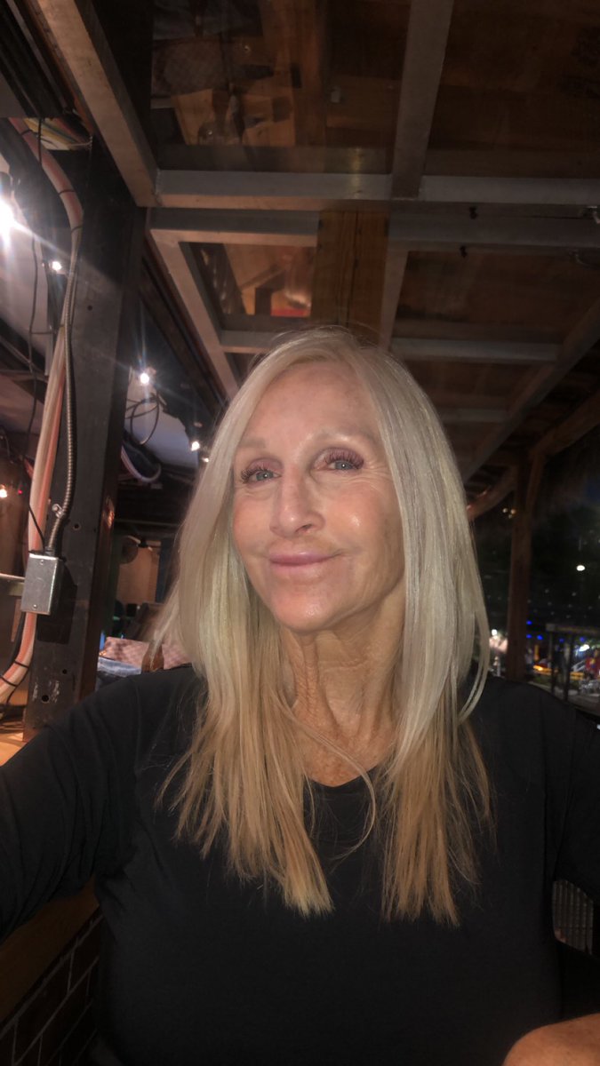 ๐๐ฒ๐ฅ๐๐ซ ๐๐ฅ๐๐ซ๐ค-๐๐ก๐ข๐๐ฉ๐ฉ๐๐ซ๐๐ฅ๐ฅ๐ขโข tweet media