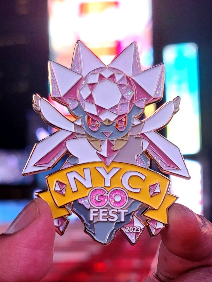 For those who missed out on the pre-sale online, we brought the gold NYC GO Fest Diancie 2023 badge