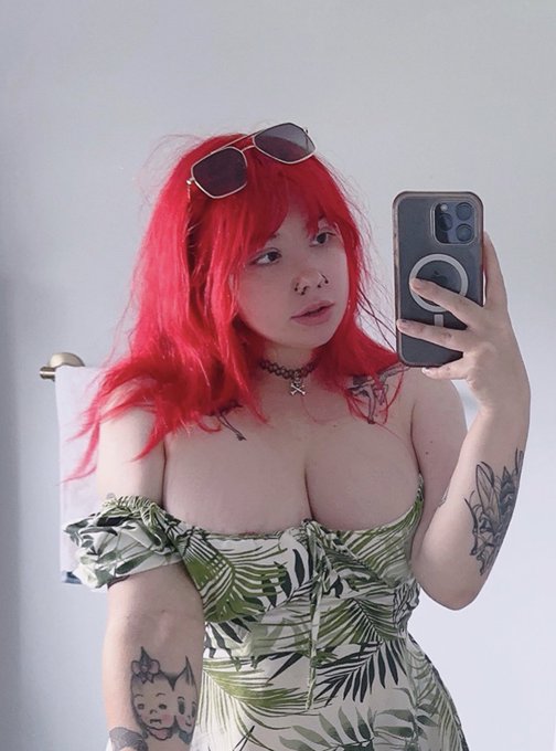 Casual gf vibes &hearts;️ https://t.co/2njrpAcNBf