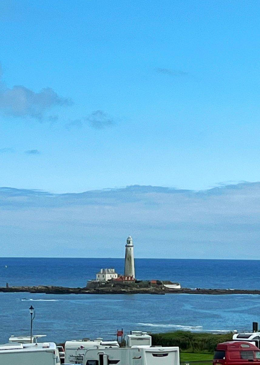vixinpix's tweet photo. @ClareLSmith Here at the mo. View from caravan https://t.co/dHhZGJTyUI