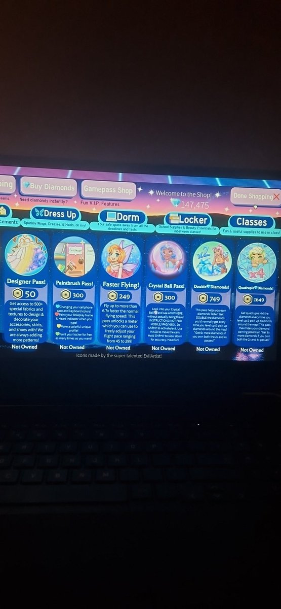 Nightowl_badger's tweet photo. Why aren't my gamepasses showing up??  The first free photos are from earlier this evening of me buying gamepases, and here is a picture of me finding out my game pases aren't showing up. I own all of them except from Crystal ball and x4 diamonds. #royalehighcampus3bugreport https://t.co/sS1IIlDnjL