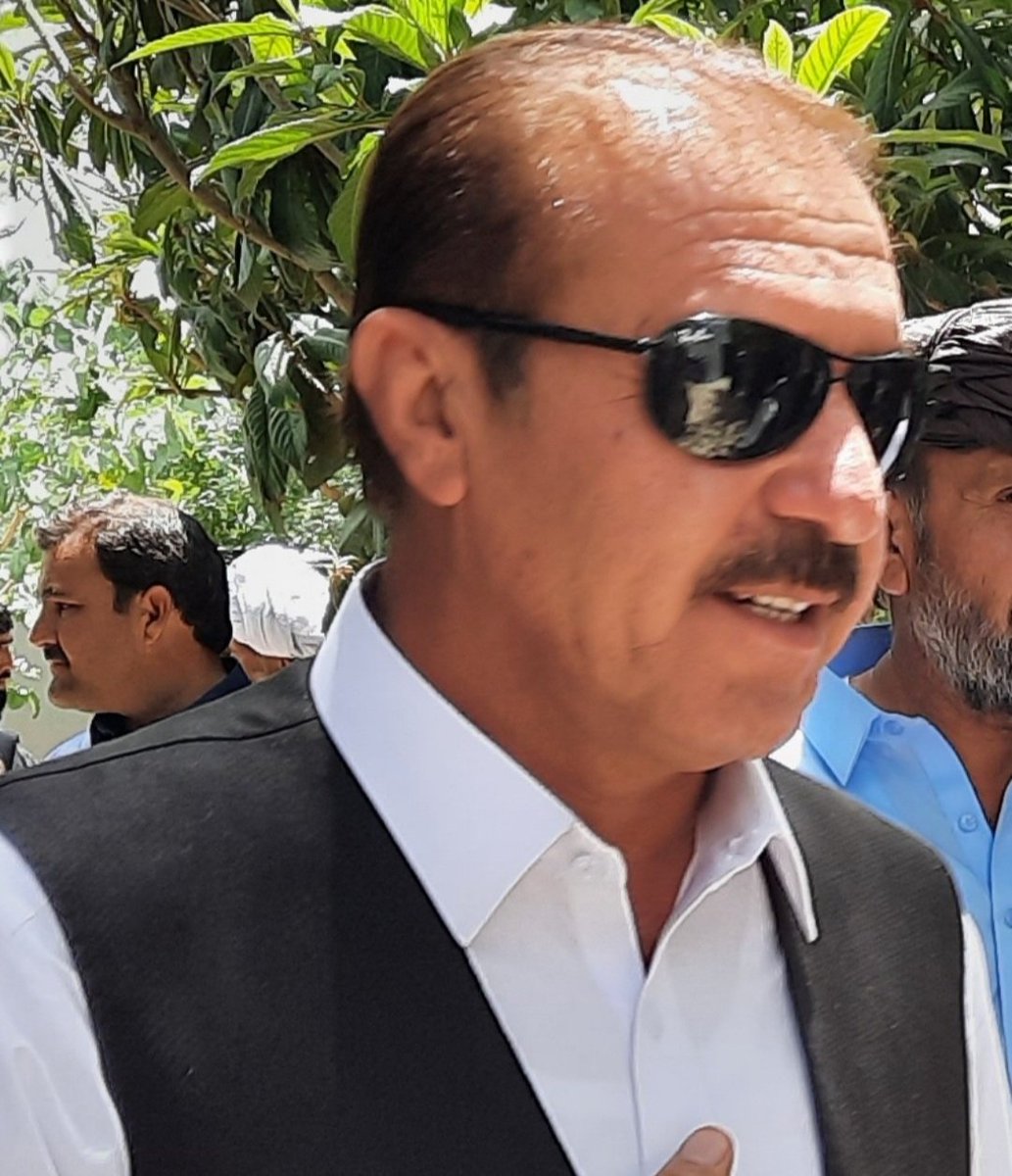 The corrupt CM gave the last nail in the destruction of Bln. Bezanjo govt broke all records of corruption.Created administrative crisis in province by handcuffing the officers of BCS cadre and secretariat cadres.  The era of Quddus was the darkest of Bln.<a href="/jam_kamal/">Jam Kamal Khan</a> <a href="/anwaar_kakar/">Anwaar ul Haq Kakar</a>