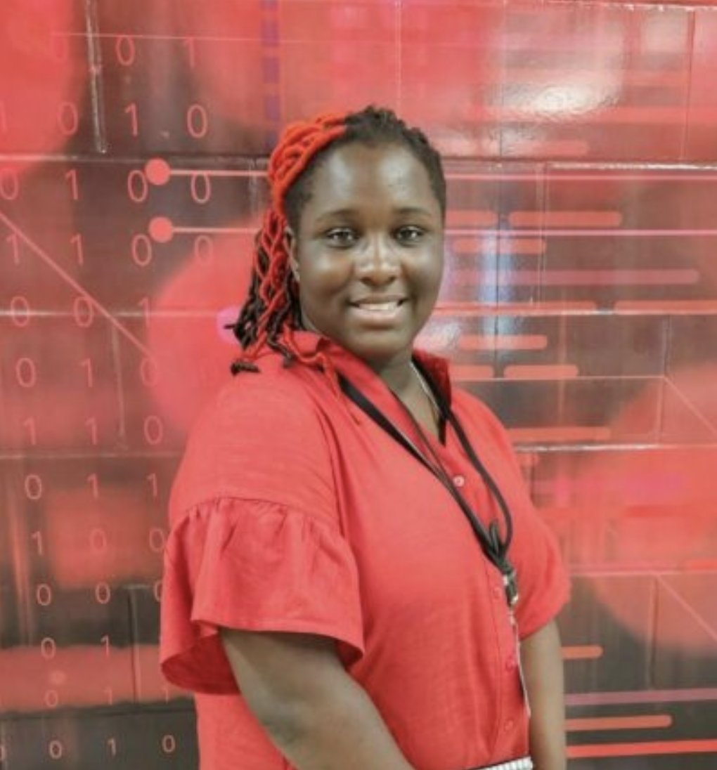 ChiCityColleges's tweet photo. #CountdownToClasses with @KK_College's Kaliyah Chestang who is learning first-hand about being a woman in tech in her @1summerchicago internship at the Kennedy-King College Tech Launchpad! https://t.co/G8Sw30iCbP
Join us this fall and #ApplyToday: https://t.co/PFX782fjVs https://t.co/EkLeFAqZF7