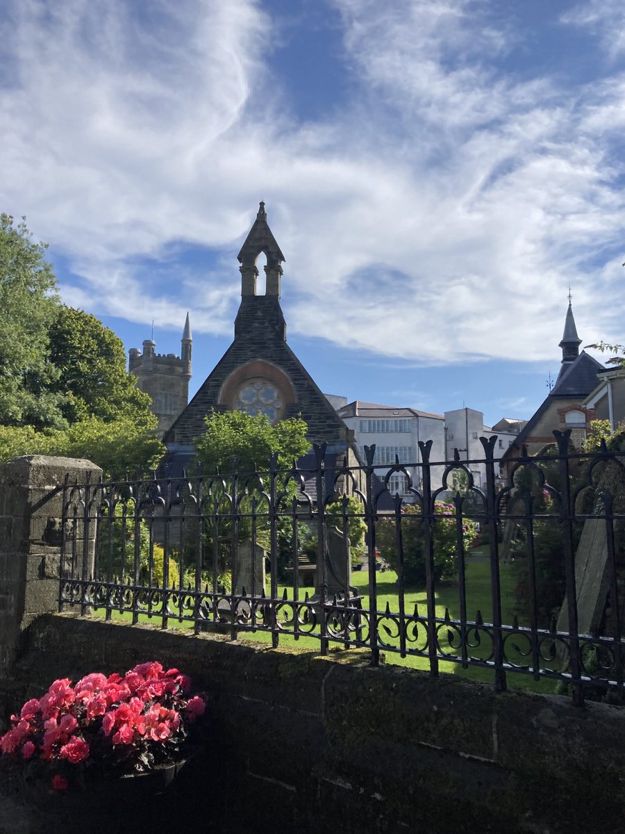 St Augustine’s Church. The walls of Derry. ( Legenderry, Derry , Londonderry, Doire Colmcille )