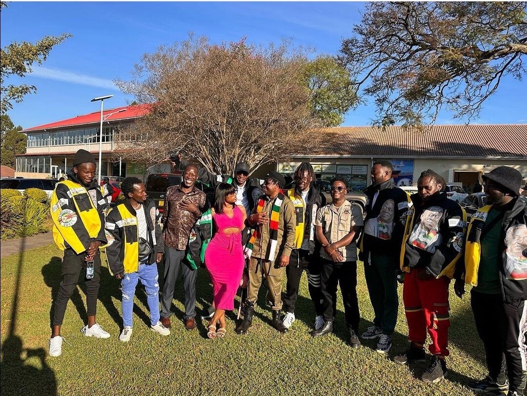 DandaroOnline's tweet image. #EditorialComment: The reason why they don’t get international collaborations !!!!

Ngavadye kwavakasungirirwa ikoko 😂😂