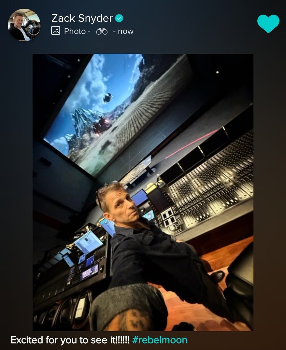 selfie king. #rebelmoon