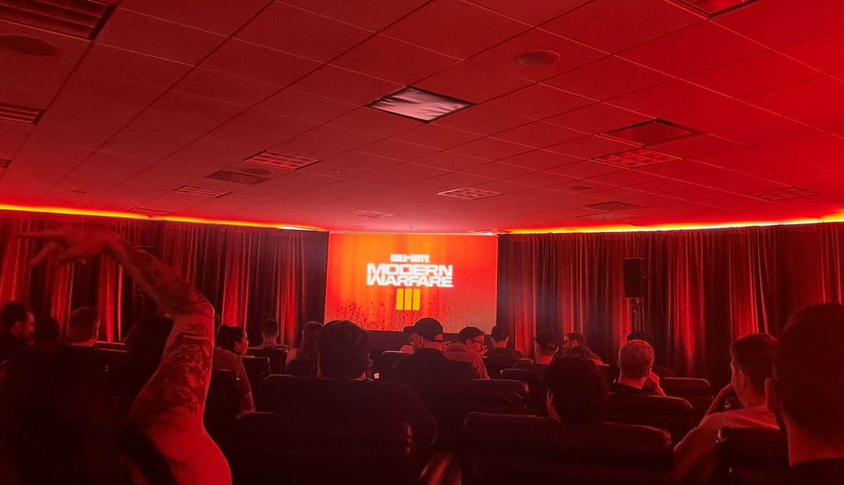 Huge thank you to <a href="/SHGames/">Sledgehammer Games</a> for inviting me to the studios to play #ModernWarfareIII early last week!

Can’t wait for you guys to try it for yourselves 🫶