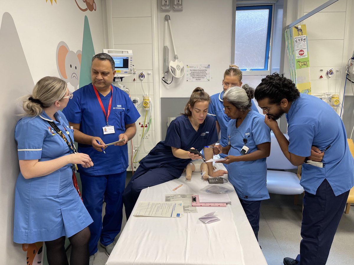 Drzafaralam786's tweet photo. Excellent Paediatric simulation - well done ED RLI team ❤️ https://t.co/Ku7g8FLfPa