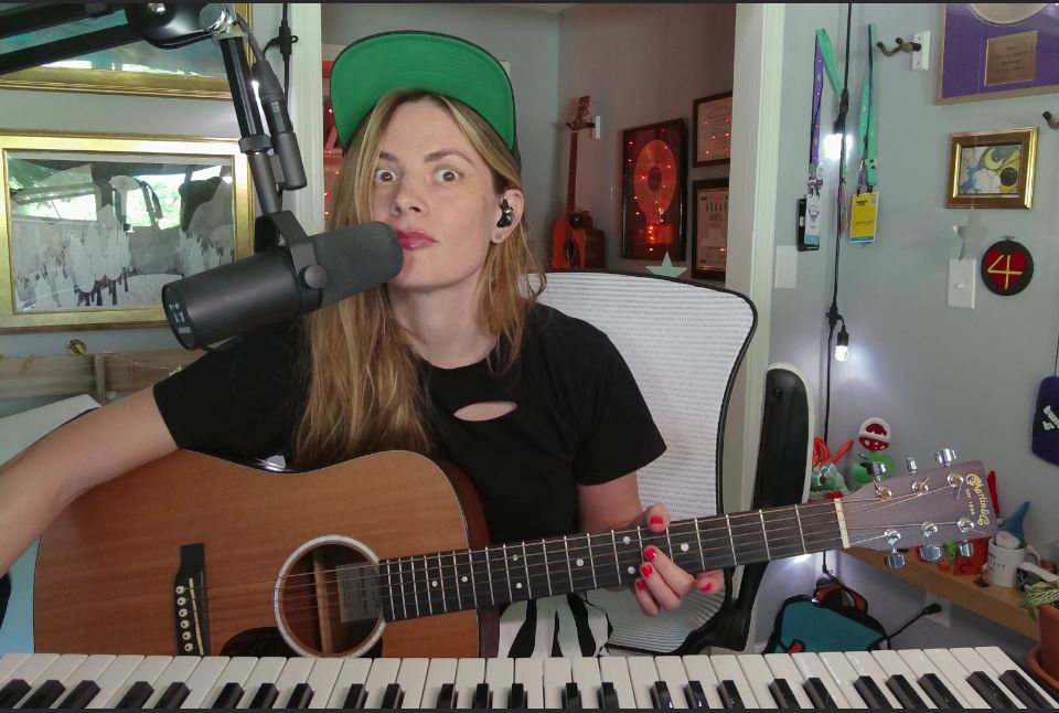 This is going to be hard to believe, but I'm live! 
twitch.tv/joliet4