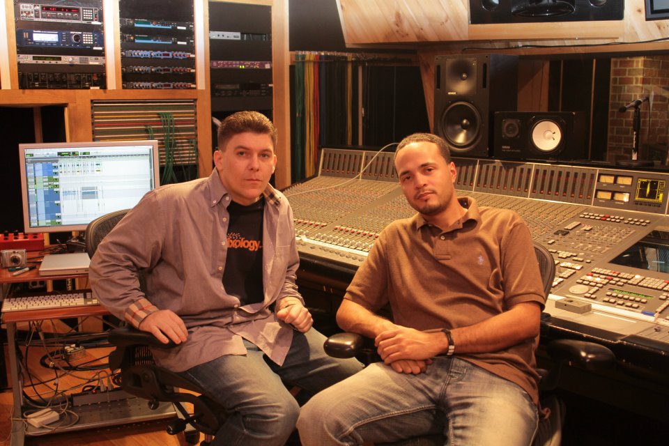RoyalTMixes's tweet photo. Mix Meisterz back in the day and we are back in action full force Worldwide!! @LatinWillMusic #recordingartist  #branding #musicproducer #musicians #musicproduction #record #StudioLife #songwriting #DolbyATMOS #mastering #Podcast #audioengineer https://t.co/SJoOBS7xTT
