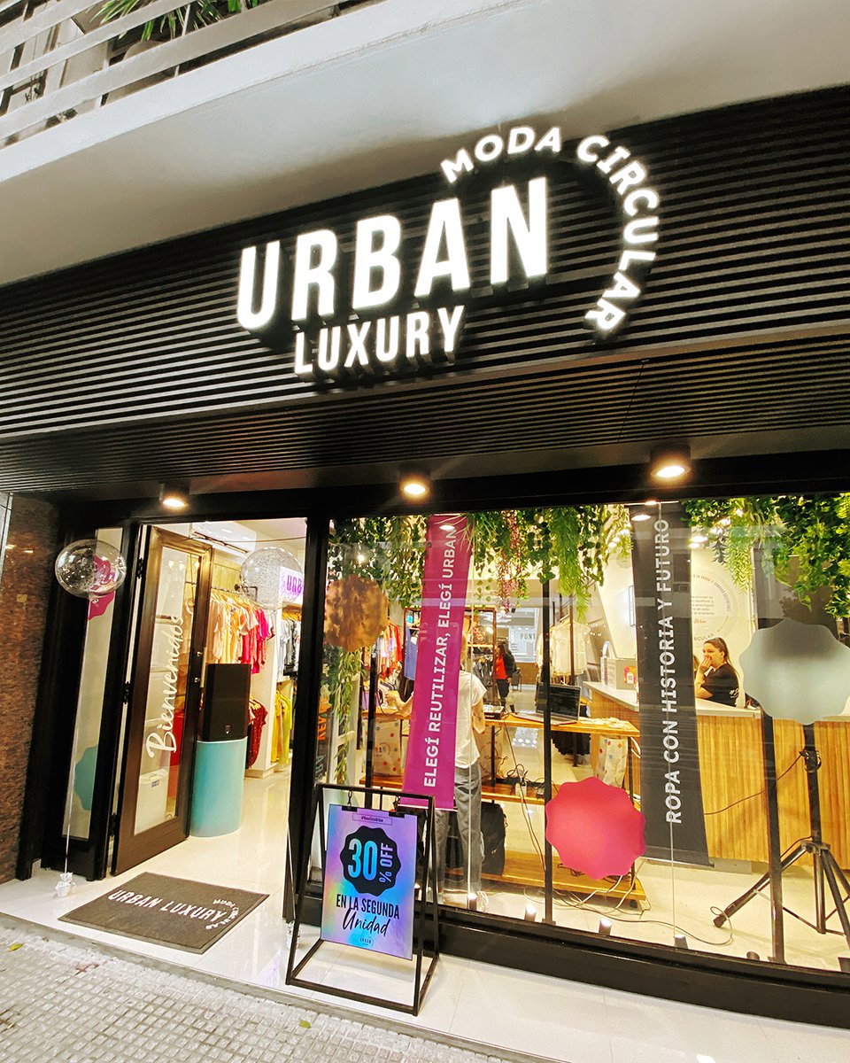 APERTURA DE NUESTRO NUEVO LOCAL EN AV. CORDOBA 2079 😍🙌🏼♻️🎉

Fue una fiesta de la #ModaCircular. Gracias por ser parte! 🌈🌎

Y a partir del 17/08 ya pod... instagram.com/p/CwDw_c2r-Us/