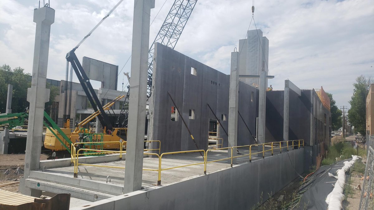 WysanServices's tweet photo. Cheers to a fantastic Friday! π The dedicated Wysan crews are wrapping up the week with remarkable strides on projects spanning across the region. ποΈ
#wysan #cranes #precastinstallation #precasterector #craneservices #precastservices #weekend #friday https://t.co/VqwwtubqOd
