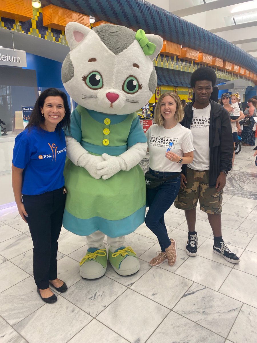 Thank you @IdeastreamNEO and @CPL for hosting us at Be My Neighbor Day!  We had a fun-filled musical day engaging families in instrument discovery.

@PNCBank @PBS