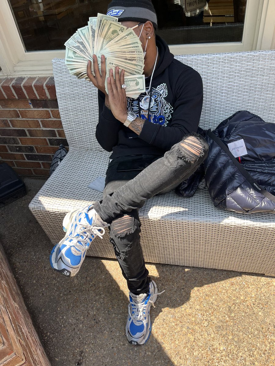 BackEndsScams's tweet photo. #Killl🅿️♿️RollinnnN https://t.co/W3ZUcp5ZKc
