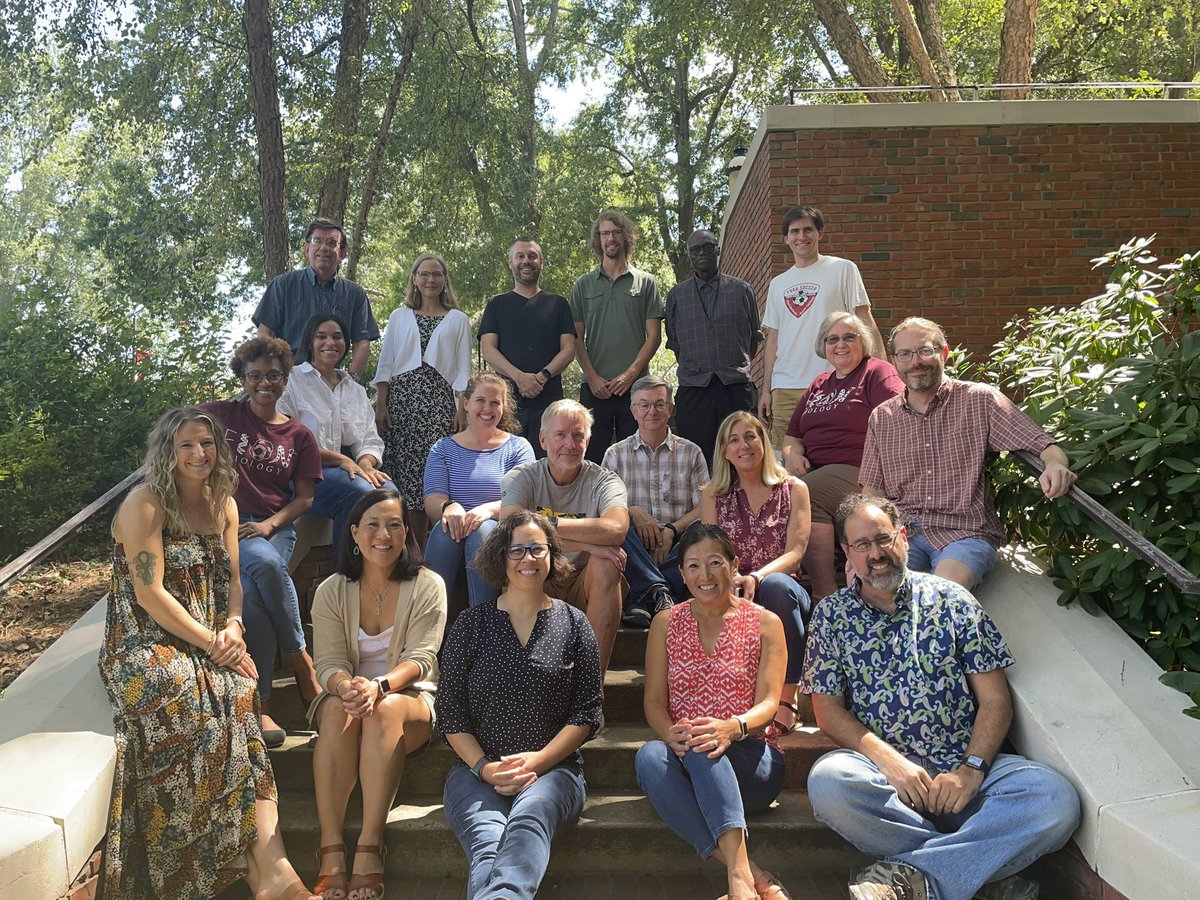 Elon Biology is ready for the 2023-2024 academic year! Who’s going to join us for the ride?